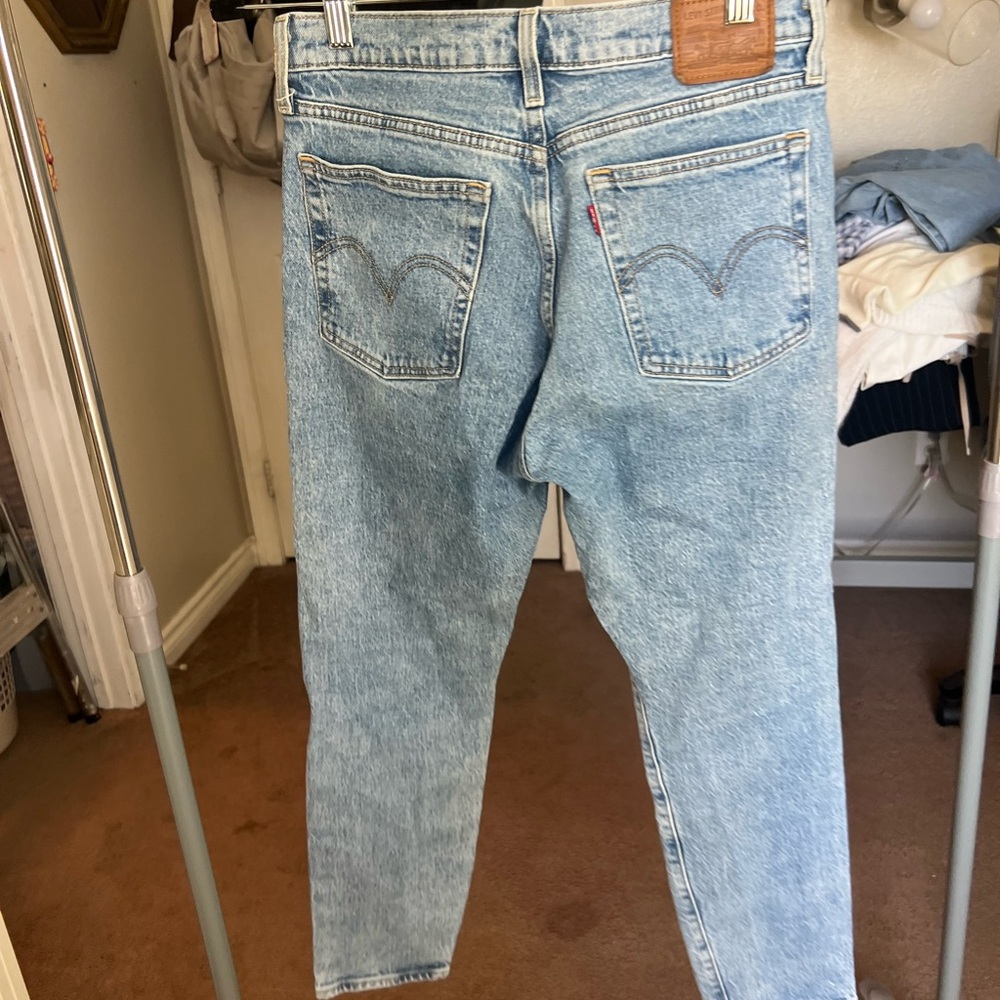 Levi's Light Blue Straight Leg Jeans for Women - Picture 2 of 3